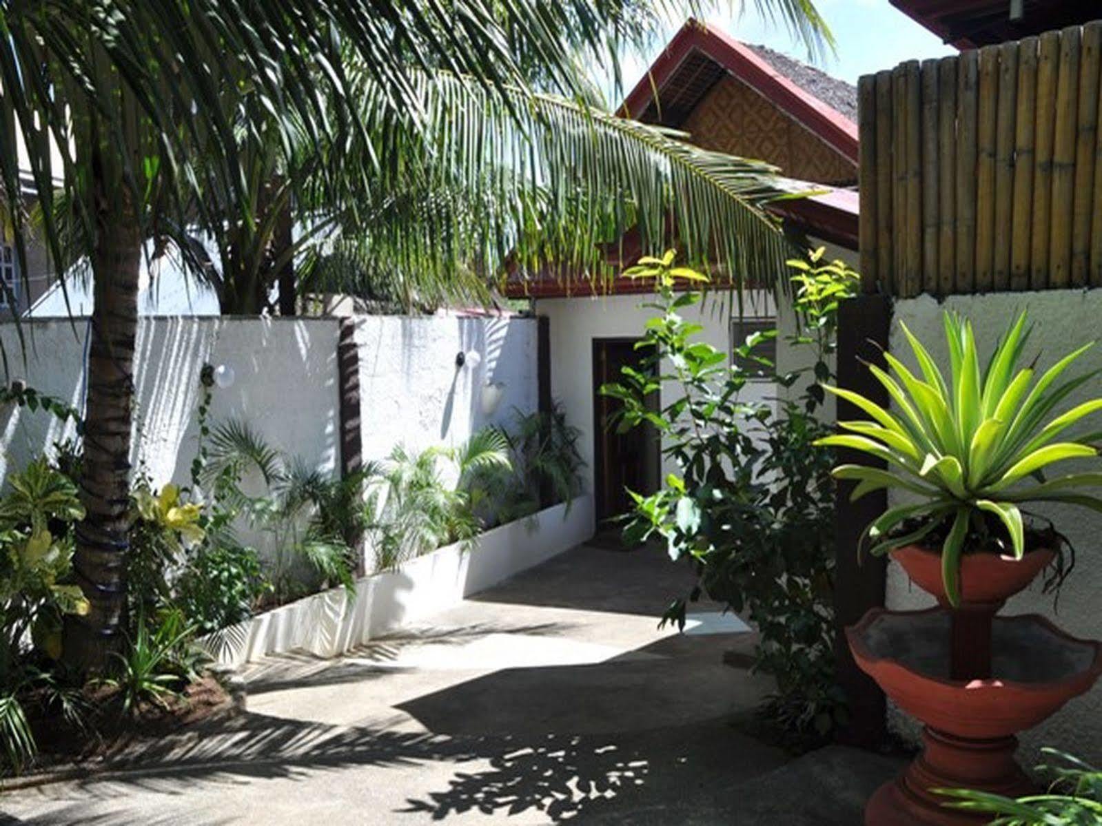 Paragayo Resort Tawala  Exterior foto